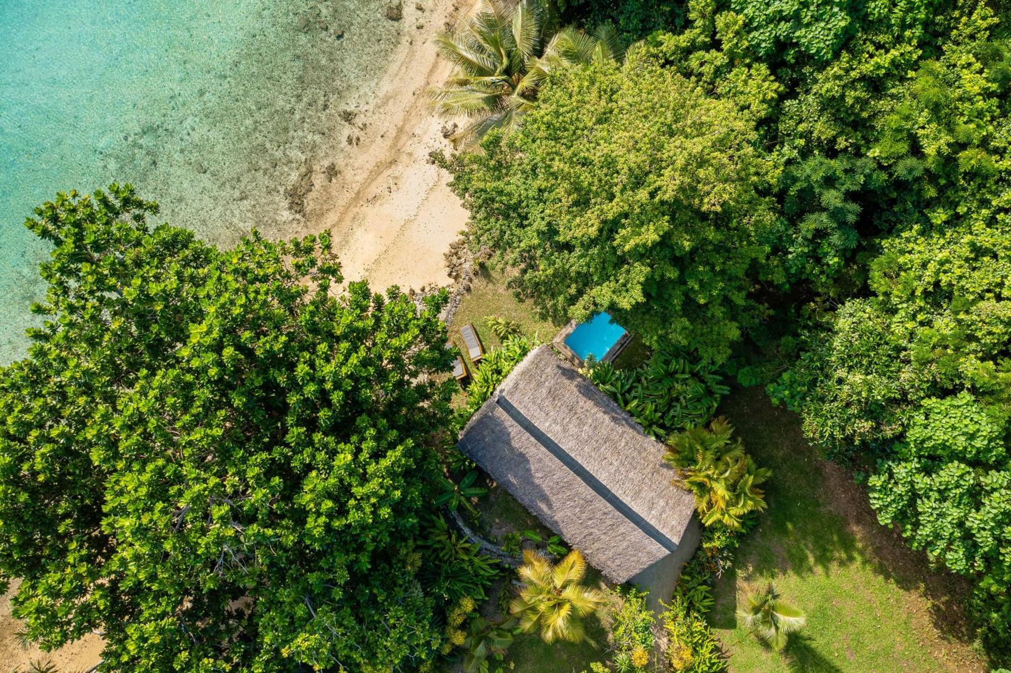 Aore Island Resort Luganville Exterior photo